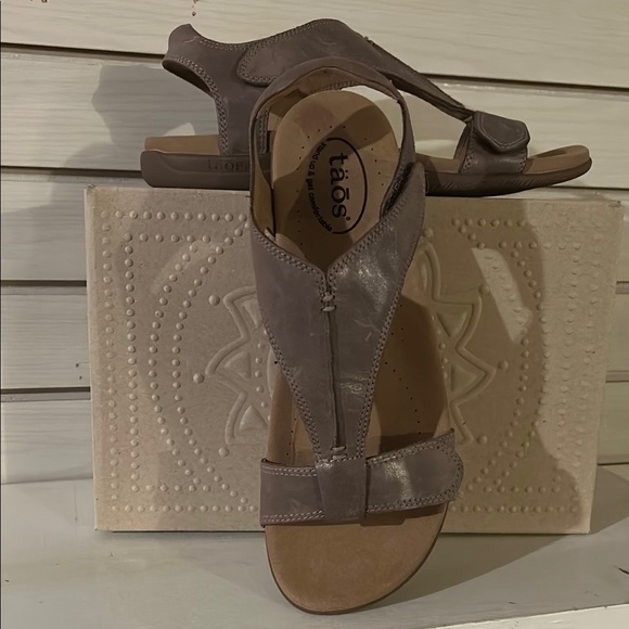 Taos Footwear Espresso Leather “TheShow” Sandals - Picture 2 of 4